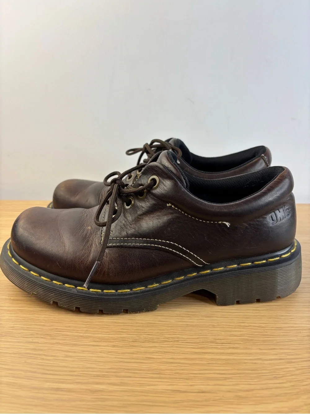 Y2K Vintage Dr. Martens Men’s 9 Woman’s 10 Brown Leather Lace-Up Oxford